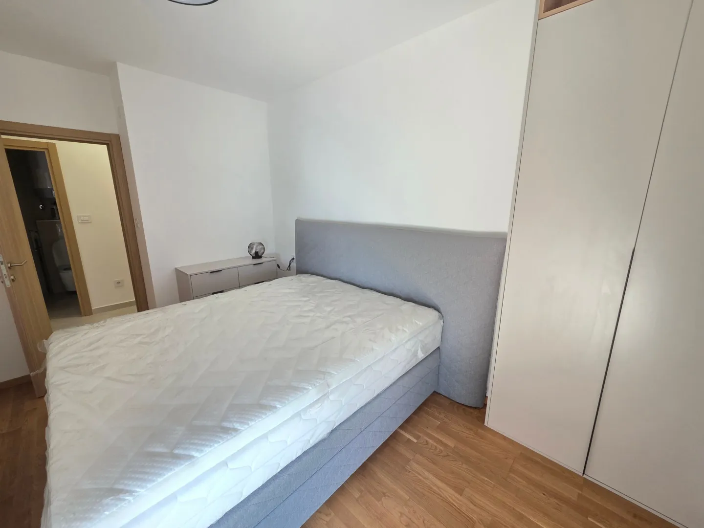 Rent, two bedroom apartment, 65m², Pobrežje, Podgorica