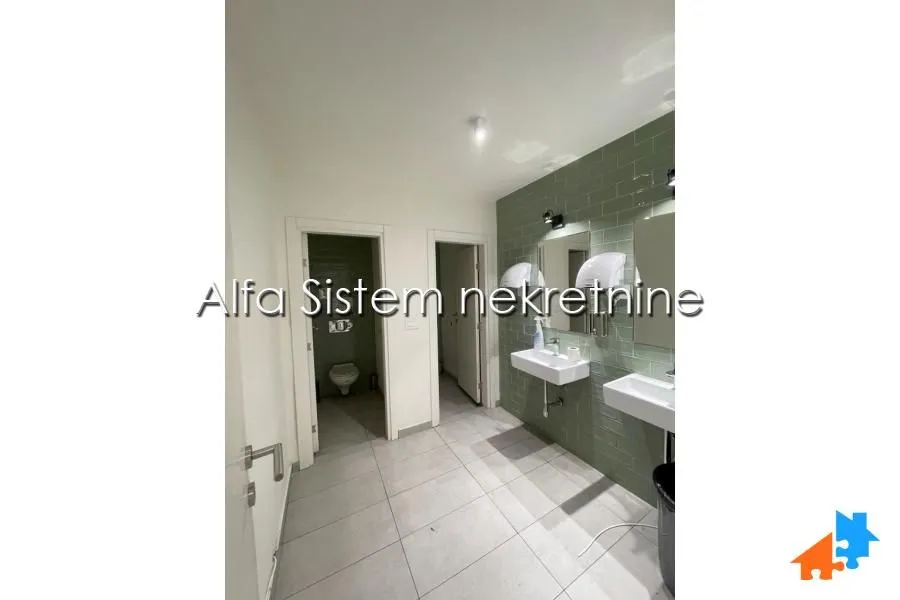 Rent, office space, 2000m², Voždovac Sve Podlokacije, Beograd
