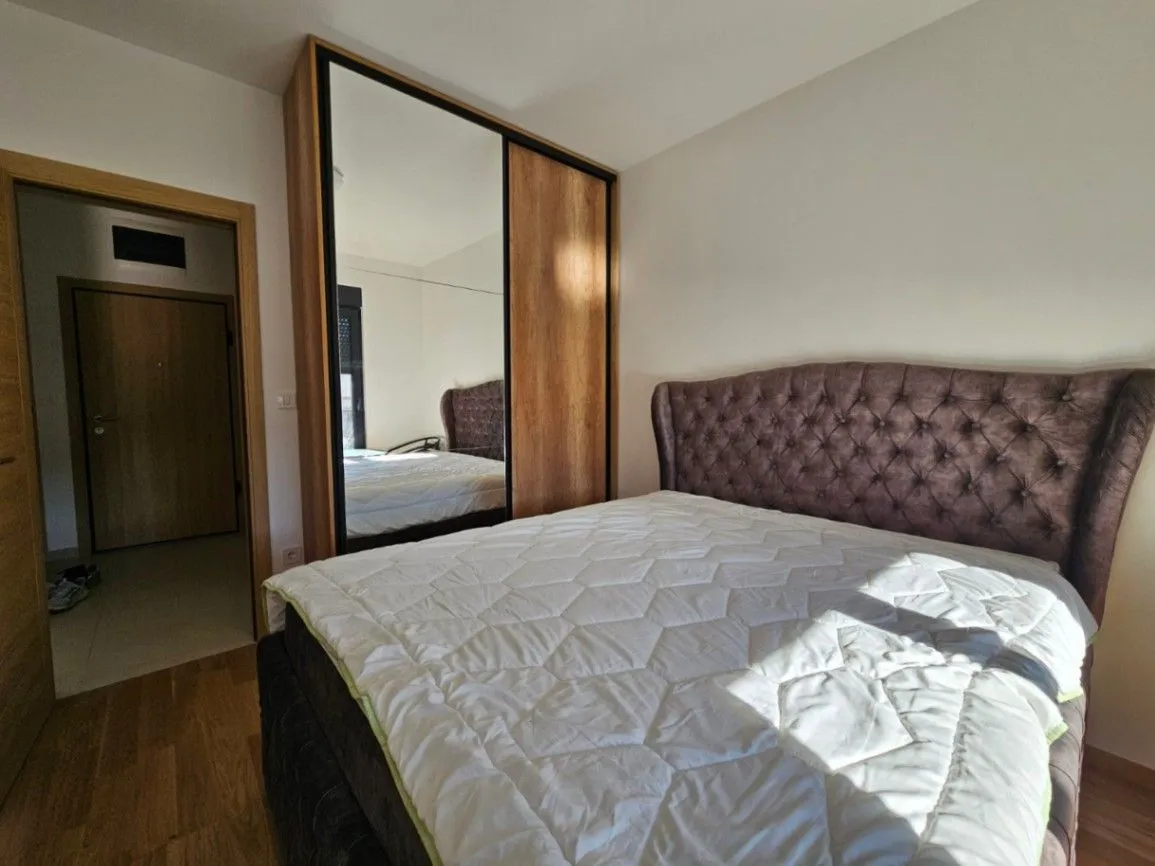 Izdavanje, jednosoban stan, 45m², New City, Podgorica