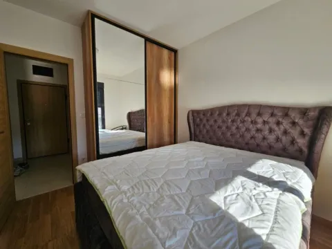 Izdavanje, jednosoban stan, 45m², New City, Podgorica - image 8