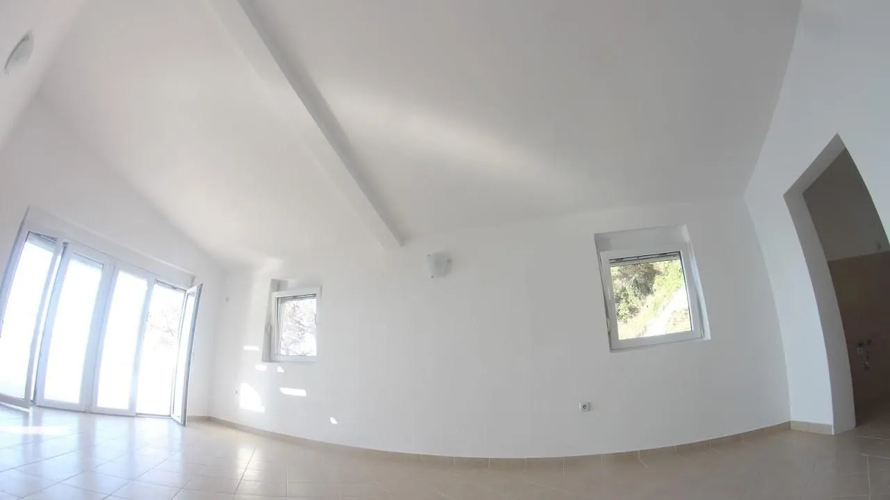 House 327m² with Sea View, Kruče, Ulcinj 7