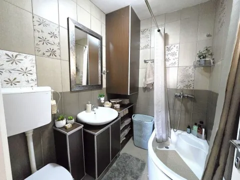 Sale, one bedroom apartment, 76m², Dubovica, Budva - image 12
