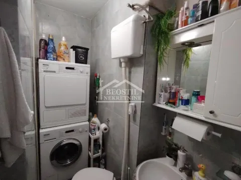 Prodaja, trosoban stan, 71m², Čukarica, Beograd - image 7