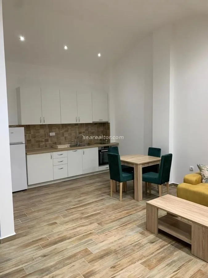 Rent, one bedroom apartment, 65m², Tivat, Crna Gora