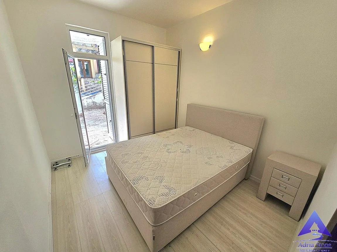 Prodaja, dvosoban stan, 62m², Golubovina, Budva