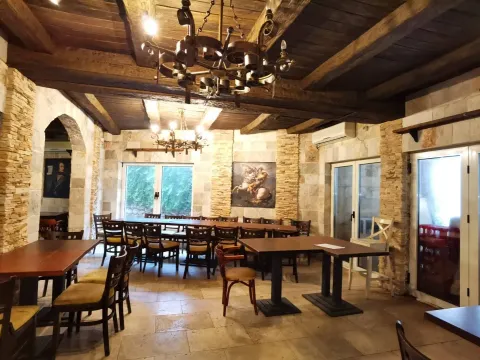 Prodaja, poslovni prostor, 173m², Petrovac, Budva - image 3
