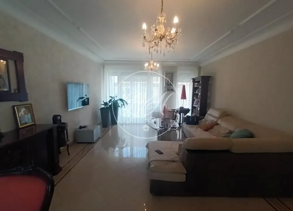 Sale, house, 256m², Zemun Sve Podlokacije, Beograd