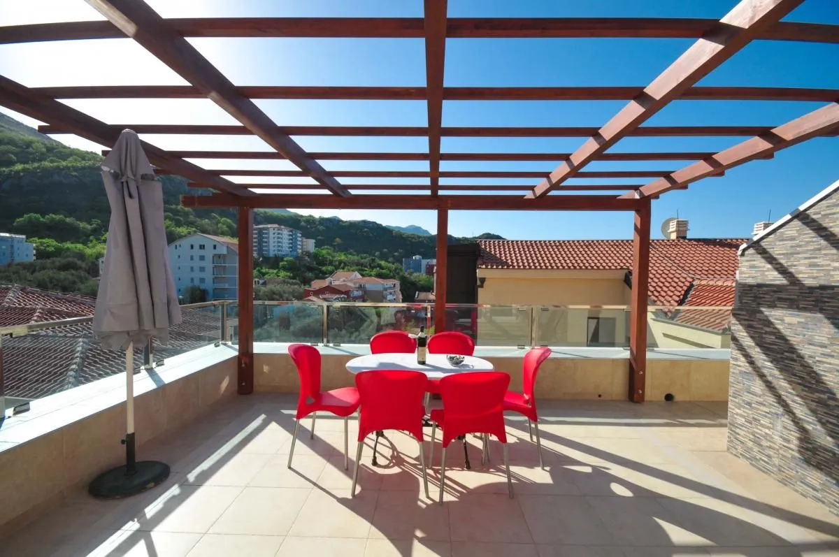 Sale, three bedroom apartment, 106m², Bečići, Budva
