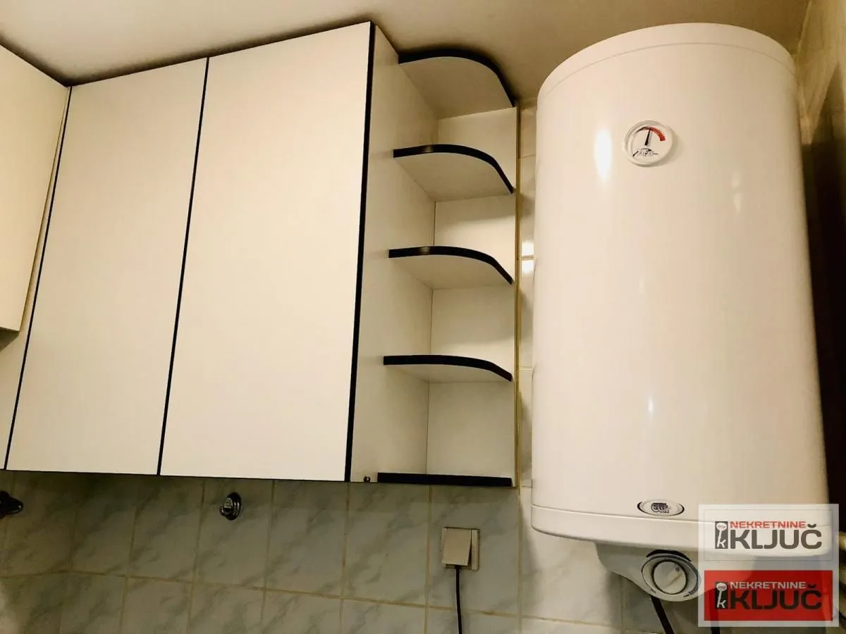 Rent, studio apartment, 28m², Grbavica, Novi Sad Sve Podlokacije