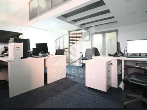Izdavanje, poslovni prostor, 140m2, Preko Morače, Podgorica Izdavanje, poslovni prostor, 140m2, Preko Morače, Podgorica