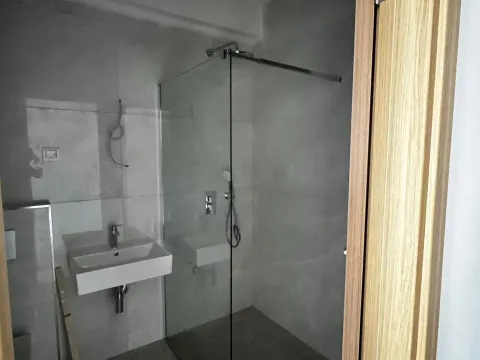 Sale, two bedroom apartment, 91m², Pobrežje, Podgorica - image 3