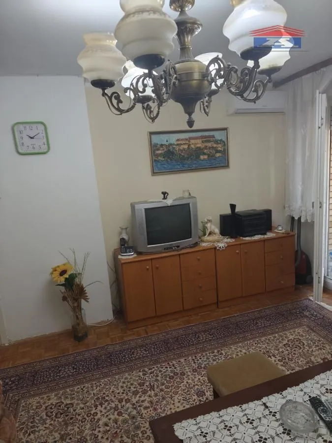 Izdavanje, trosoban stan, 80m², Novo naselje, Novi Sad