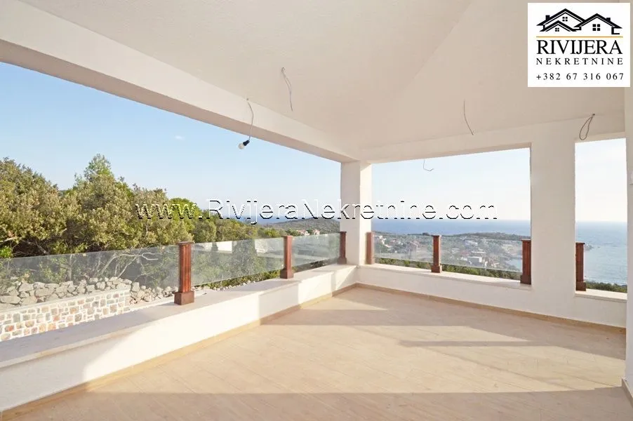 Prodaja, kuća, 255m², Herceg Novi, Crna Gora