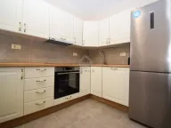 Izdavanje, dvosoban stan, 75m², Zlatica, Podgorica - image 4