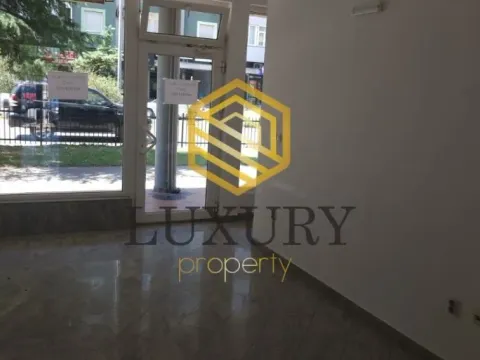 Rent, office space, 90m², Stari Aerodrom, Podgorica - image 10