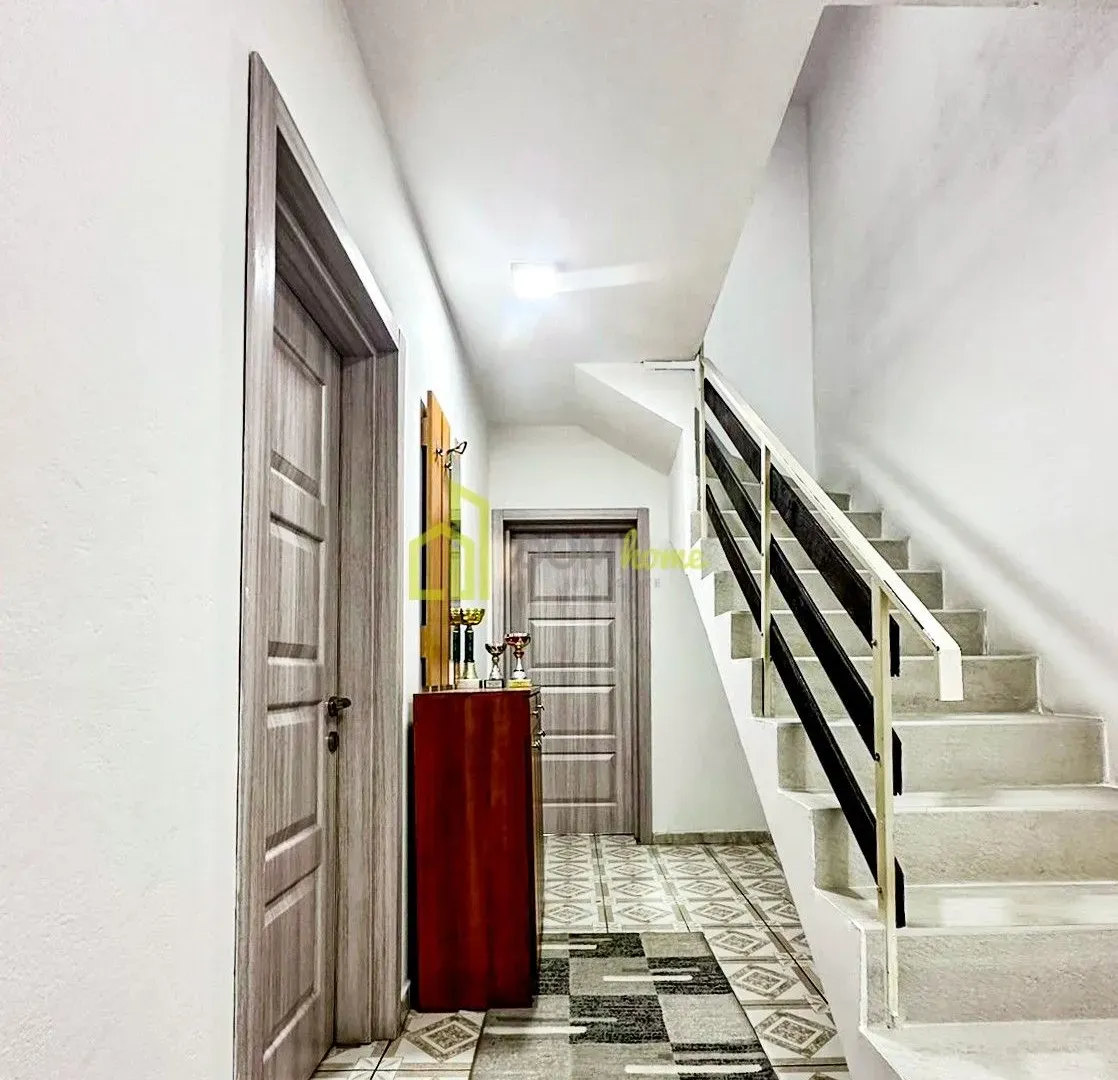 Rent, house, 160m², Gornja Gorica, Podgorica