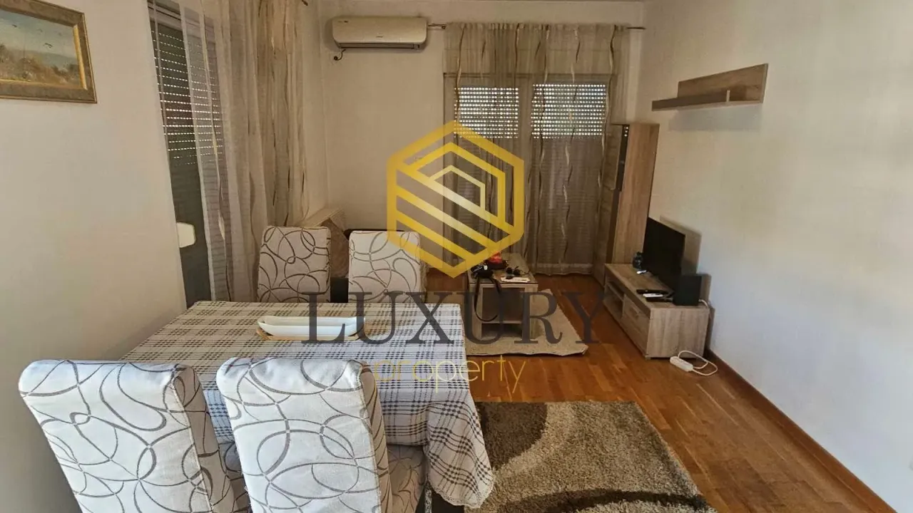 Izdavanje, jednosoban stan, 54m², City Kvart, Podgorica