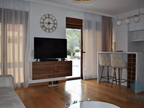 Izdavanje, jednosoban stan, 51m², Luštica, Tivat - image 13