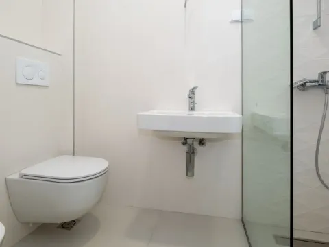 Prodaja, trosoban stan, 95m², Gornja Gorica, Podgorica - image 12