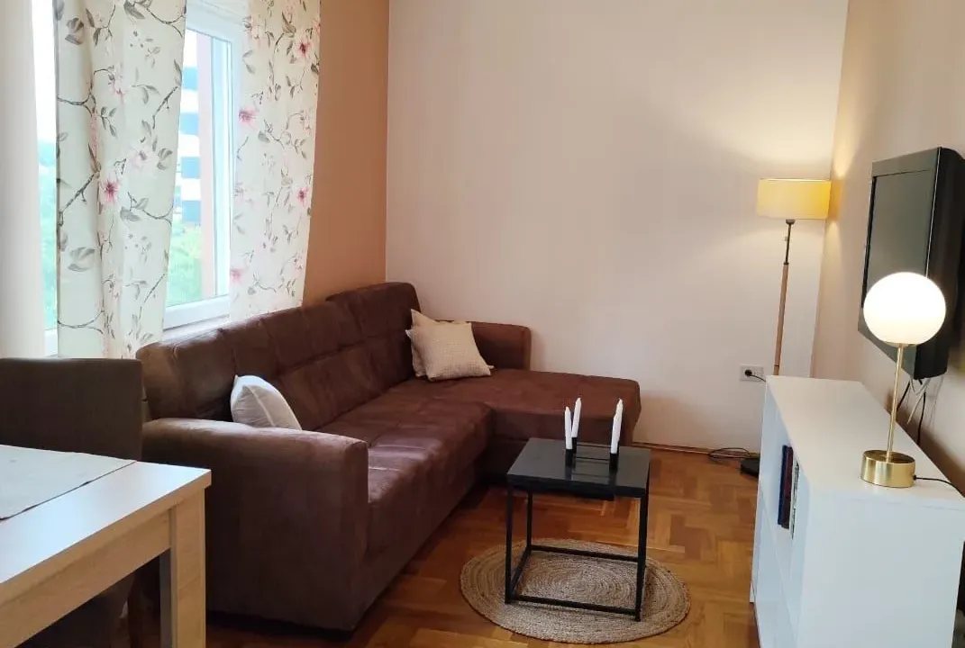 Rent, studio apartment, 23m², Preko Morače, Podgorica