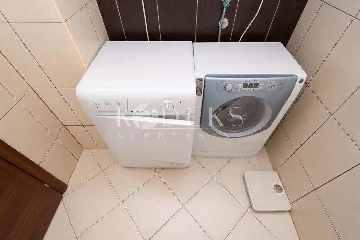 Rent, three bedroom apartment, 92m², City Kvart, Podgorica