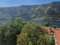 Prodaja, dvosoban stan, 108m², Centar, Kotor - image 2