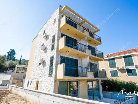 Prodaja, trosoban stan, 96m², Krašići, Tivat - image 2