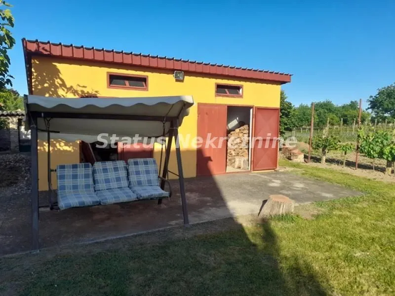 Prodaja, kuća, 194m², Šid, Srbija