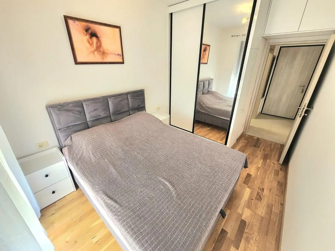 Rent, one bedroom apartment, 43m², Podkošljun, Budva
