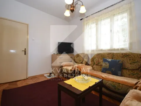 Rent, two bedroom apartment, 55m², Tološi, Podgorica - image 2