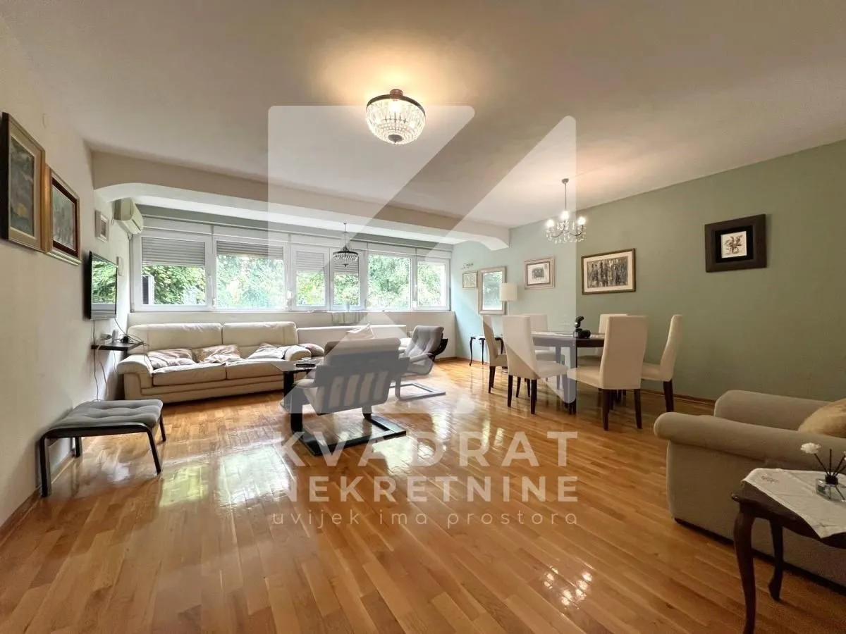 Izdavanje, trosoban stan, 115m², Preko Morače, Podgorica