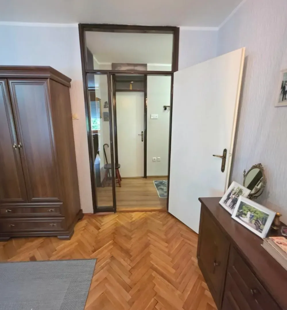 Prodaja, dvosoban stan, 56m², Stari Košutnjak, Rakovica