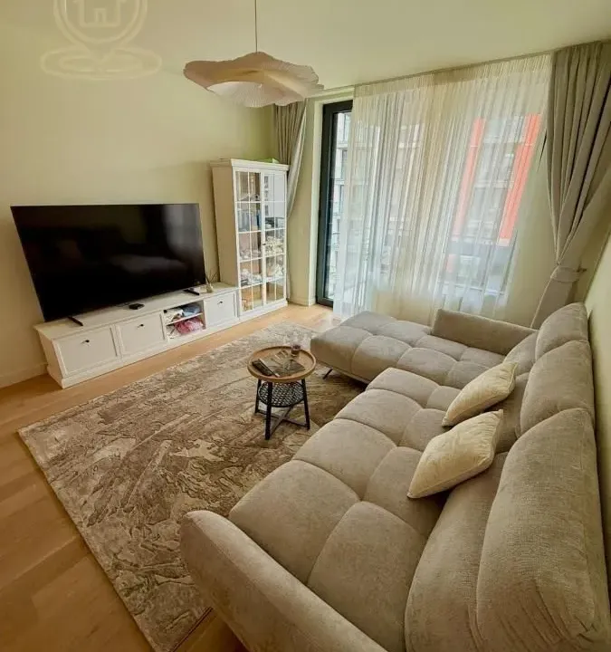 Prodaja, jednosoban stan, 60m², Savski Venac, Beograd