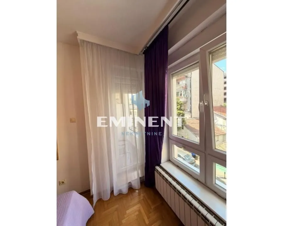 Rent, two bedroom apartment, 41m², Neimar, Vračar Sve Podlokacije