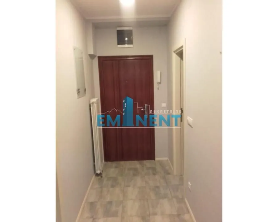 Izdavanje, trosoban stan, 57m², Crveni Krst, Beograd