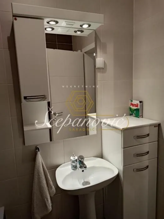 Prodaja, dvosoban stan, 41m², Nova Detelinara, Novi Sad Sve Podlokacije