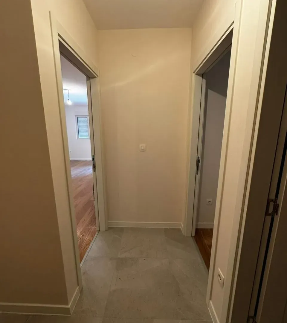 Prodaja, dvosoban stan, 68m², Central Point, Podgorica