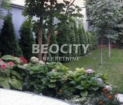 Prodaja, kuća, 300m², Telep, Novi Sad Sve Podlokacije - image 5