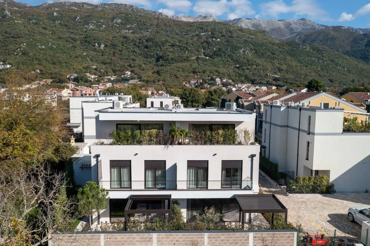 Sale, house, 167m², Centar, Budva