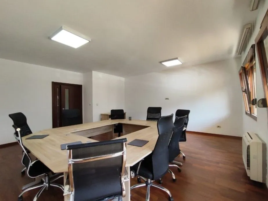 Rent, office space, 105m², Preko Morače, Podgorica
