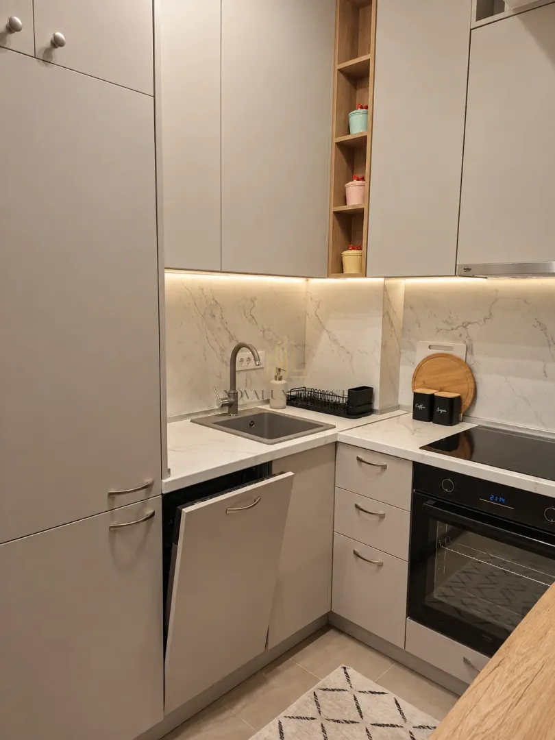 Rent, one bedroom apartment, 38m², Rozino, Budva
