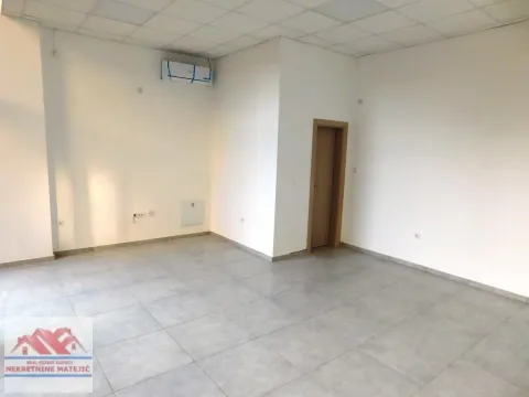 Izdavanje, poslovni prostor, 30m², Centar, Kragujevac - image 8