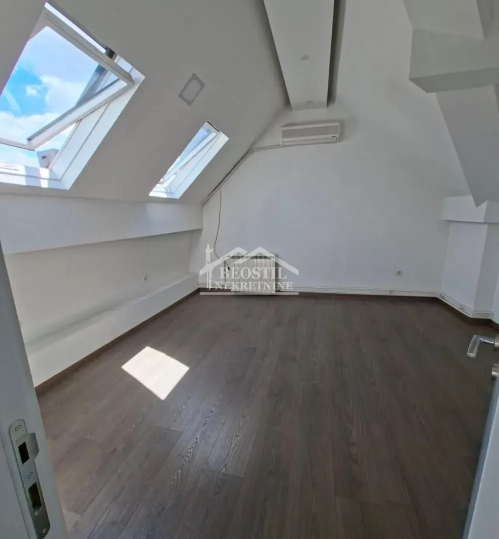 Rent, office space, 85m², Stari Grad, Beograd