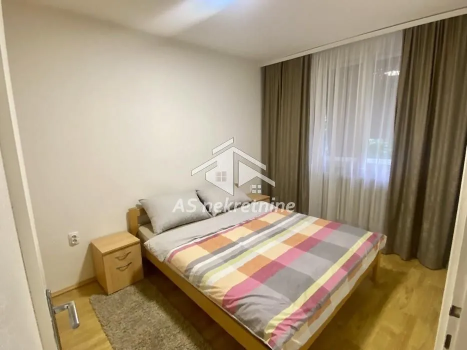 Rent, apartment, 44m², Stari Grad, Beograd