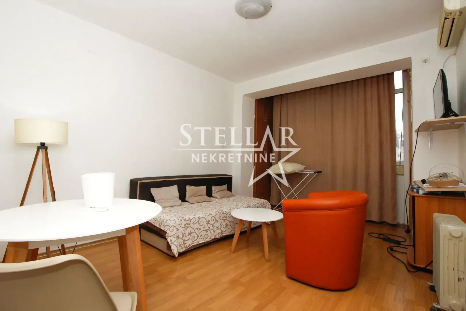 Rent, studio apartment, 30m², Centar, Podgorica