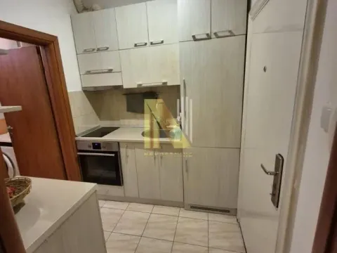 Izdavanje, garsonjera, 27m², Grbavica, Novi Sad Sve Podlokacije - image 3