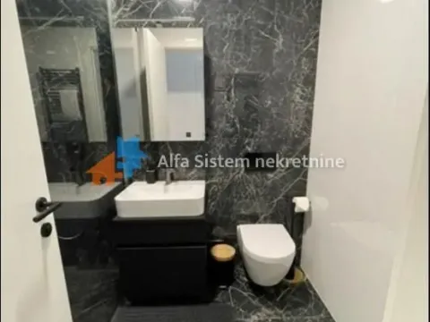 Izdavanje, trosoban stan, 80m², Stari Grad, Beograd - image 12