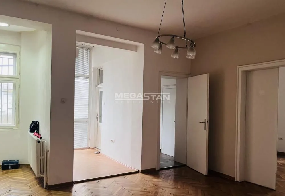 Izdavanje, stan, 105m², Autokomanda, Voždovac Sve Podlokacije