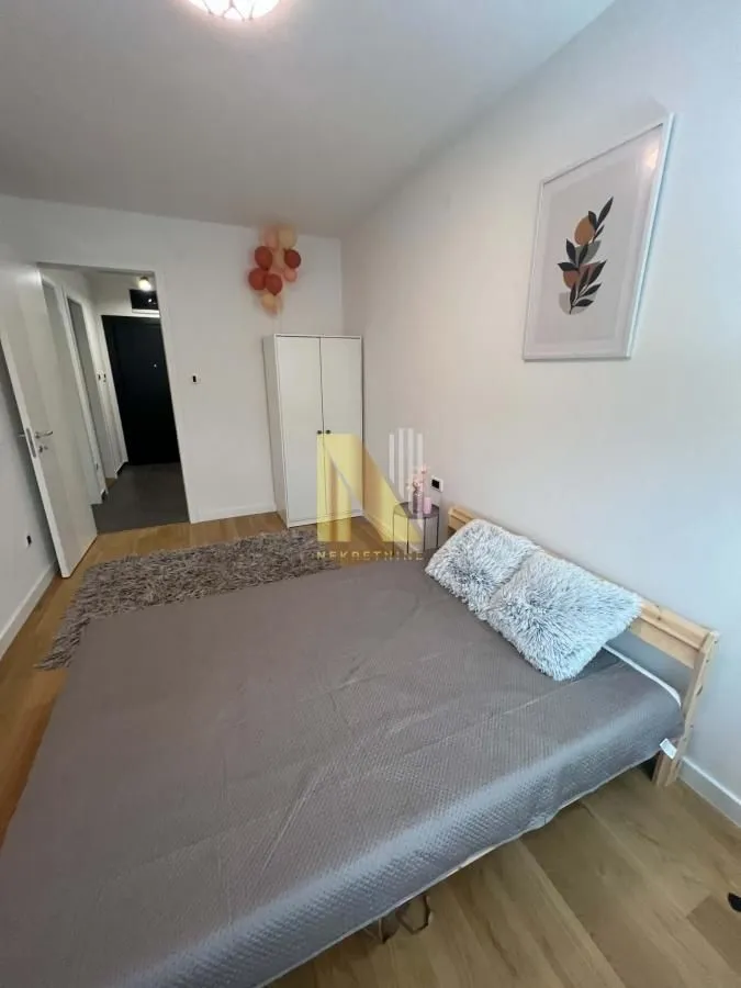 Izdavanje, trosoban stan, 63m², Petrovaradin, Novi Sad