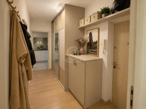 Rent, two bedroom apartment, 50m², Čukarica, Beograd - image 6